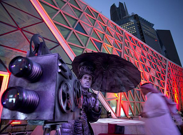 Rạp chiếu phim điện ảnh đầu tiên ở Ả Rập Saudi vừa mở cửa