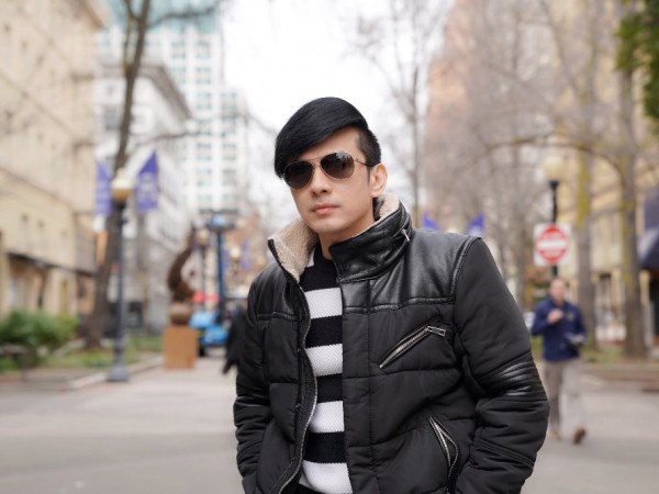 Đan Trường tự quay clip kể chuyện buồn vui trong những lần đi lưu diễn 