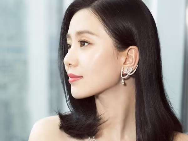 Lưu Thi Thi “tái xuất” màn ảnh sau thời gian dài vắng bóng