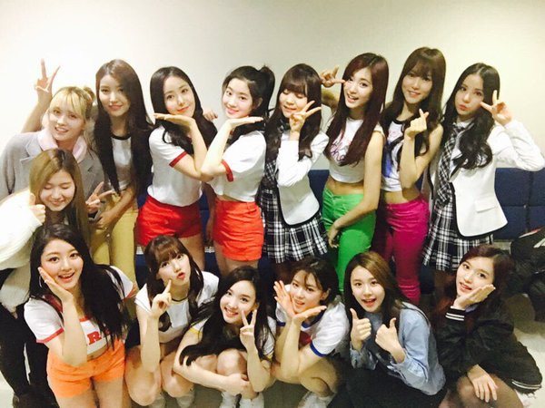 Phì cười khi biết thứ gì đã đưa G-Friend và TWICE xích lại gần nhau