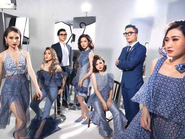 Dàn trai xinh, gái đẹp của kênh VTV6 bất ngờ xuất hiện trong cùng một dự án ảnh kỷ niệm
