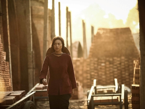 Thu 135 tỷ đồng tiền bán vé, "Hai Phượng" lọt "Top 3 phim Việt có doanh thu cao nhất lịch sử"