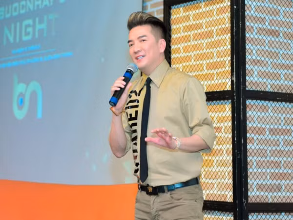 Có mức cát-xê "khủng", thế nhưng Mr.Đàm lại hát miễn phí trong liveshow của nhóm Bước Nhảy vì lý do này