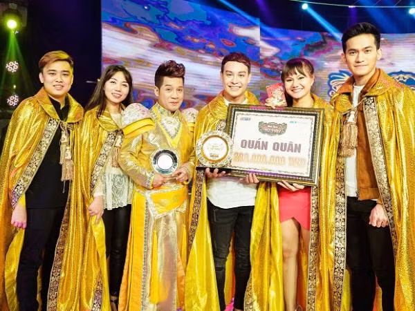 Nhờ may mắn, Minh Dũng trở thành quán quân "Tiếu Lâm Tứ Trụ"