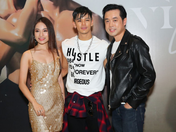 Dương Khắc Linh và bạn gái Sara Lưu cực tình cảm đến chúc mừng Trọng Hiếu