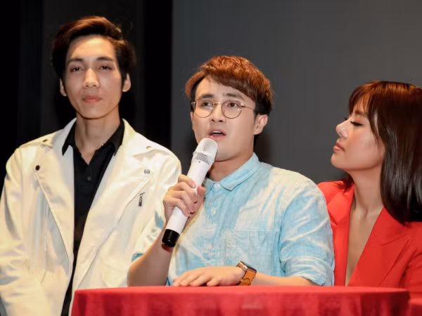 Hội bạn thân Huỳnh Lập, Quang Trung đến chúc mừng nghệ sĩ Kiều Linh ra mắt web-drama mới