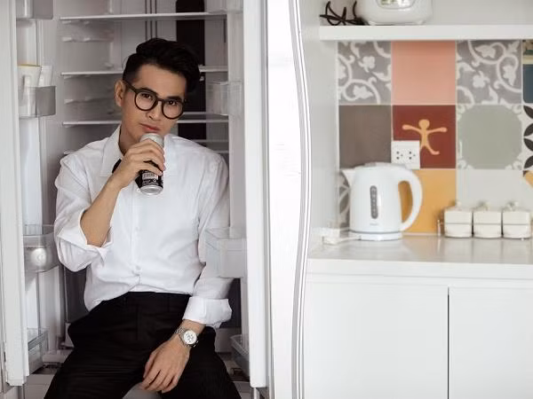 Được đạo diễn Vũ Ngọc Đãng chọn đóng phim nhờ vào... nút "like" Facebook