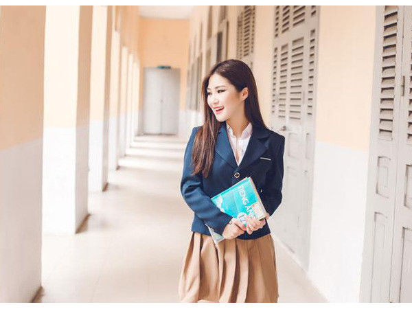 "Em Gái Mưa" trở thành ca khúc nhạc Việt đầu tiên sở hữu 300 triệu lượt nghe trực tuyến