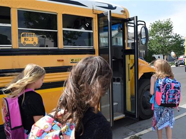 Những học sinh “nhàn hạ” nhất thế giới, vì nhà trường hủy ngày học thứ Hai hàng tuần!