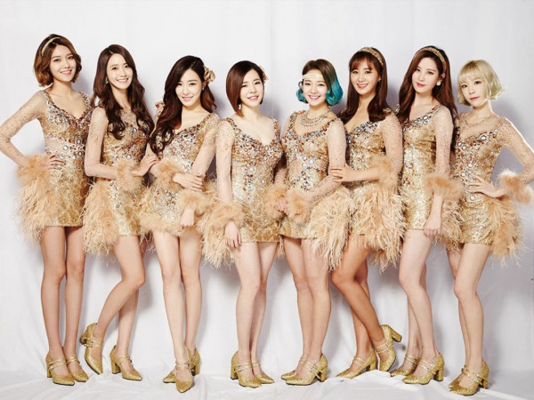 Cả thế giới cùng nô nức nói lời chúc mừng "nhóm nhạc quốc dân" SNSD tròn 10 tuổi!