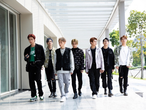 D1VERSE - “Nhóm nhạc Việt, chất lượng Hàn” ra mắt đội hình hoạt động 