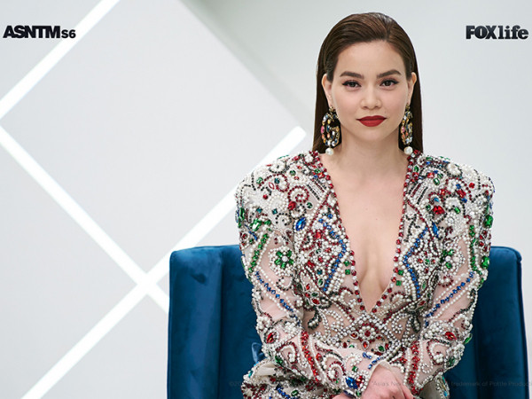 Trang phục của Hồ Ngọc Hà ở Next Top châu Á hoá ra không phải hàng hiệu quốc tế