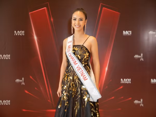  Á Khôi Quỳnh Nga là đại diện của Việt Nam "chinh chiến" tại "Miss Charm International" 