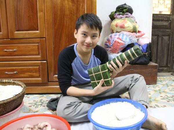 Đức Hải, Quốc Huân (Vua đầu bếp nhí) trổ tài trong mâm cơm Tất niên