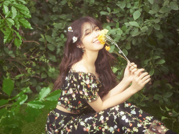 Bạn có biết Eunji (Apink) được các thành viên tặng biệt danh mới là Jung Kardashian?