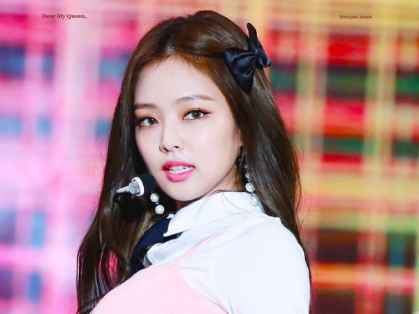 Jennie (Black Pink) đã một tay đập đổ "hình tượng" của mình sau Running Man như thế nào?