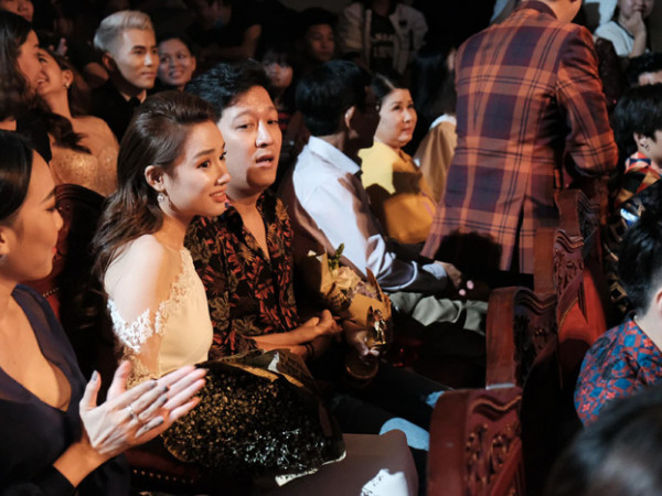 Rộ lên tin đồn: Nhã Phương đã... từ chối lời cầu hôn của Trường Giang