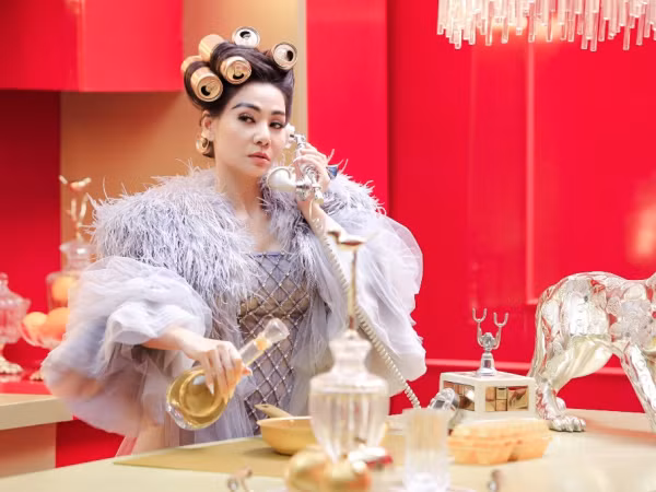 Tung teaser thứ 2 của MV "Diva", Thu Minh gây chú ý khi “đối đầu trực tiếp” với anti fan