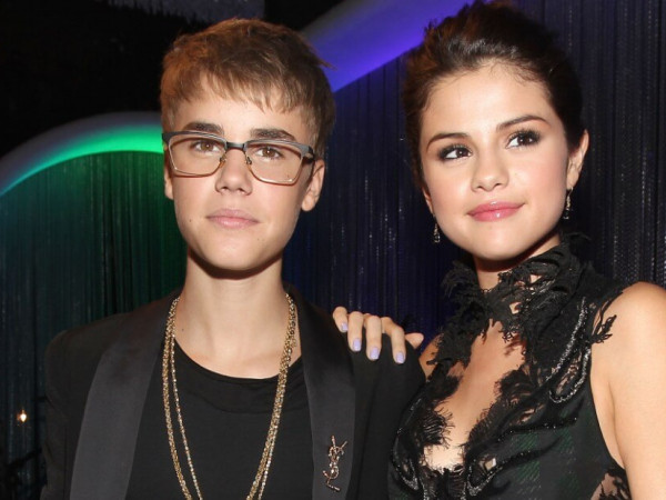 Từ “drama” của Justin Bieber và Selena Gomez, chúng ta nhận ra "ai rồi cũng khác"
