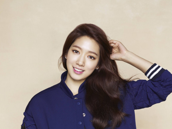 Park Shin Hye, cô diễn viên dám hai lần đối đầu với “hung thần showbiz” Dispatch