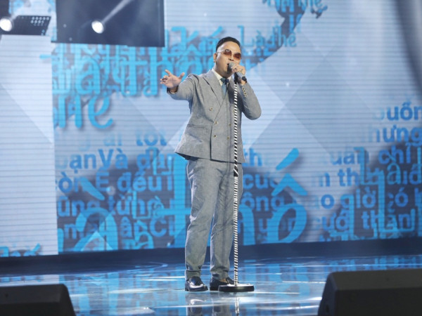 "Sing My Song": Hakoota Dũng Hà "thiêu đốt" sân khấu với "Là thế"