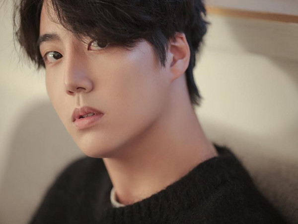 Tân binh K-Pop 21 tuổi qua đời đột ngột vì tai nạn giao thông thảm khốc