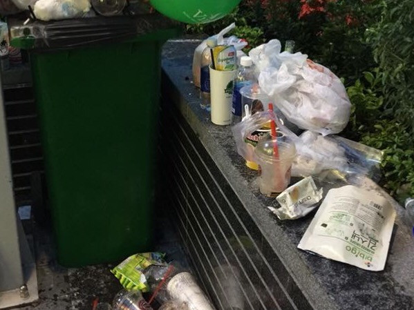 Cư dân than phiền trước những hành vi “xấu xí” hậu khai trương tòa nhà Landmark 81