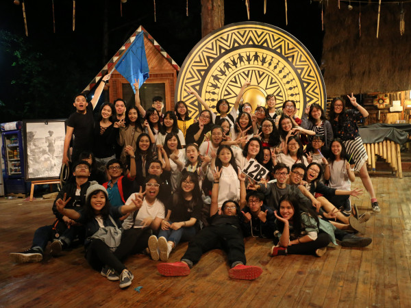 Chùm ảnh: Teen THPT Trần Phú (TP.HCM) đón tuổi 18 cực "nhắng" tại Đà Lạt!