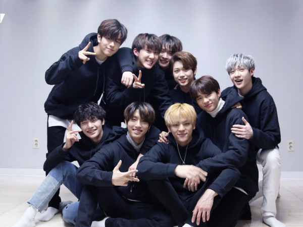Fan hoang mang cực độ khi biết nghệ danh của các thành viên nhóm mới Stray Kids