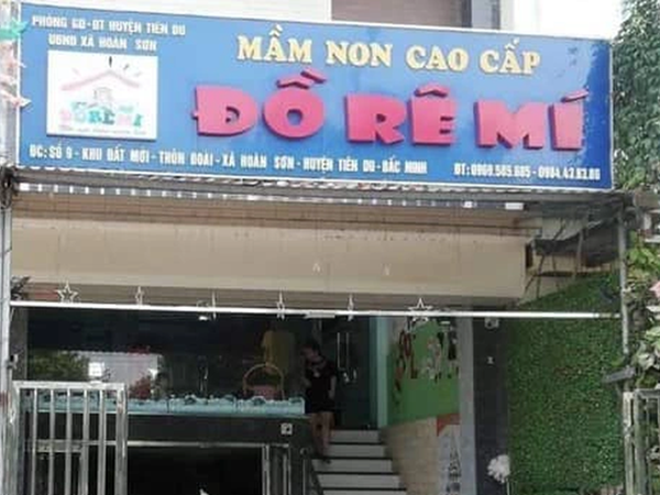 Vụ bé 3 tuổi nghi bị bỏ quên trên xe đưa đón: Tạm đình chỉ cơ sở giáo dục