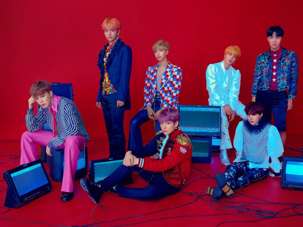 Muốn biết BTS giờ sang xịn như thế nào, hãy xem máy bay riêng mà các chàng ngồi