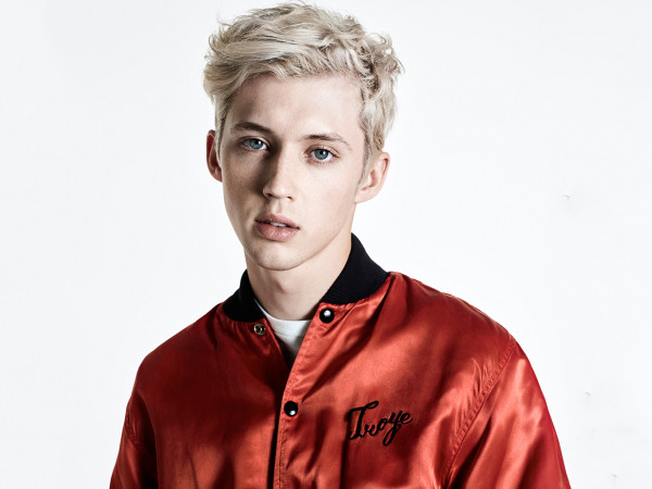 "Bloom" - Thanh xuân đẹp nhất của Troye Sivan