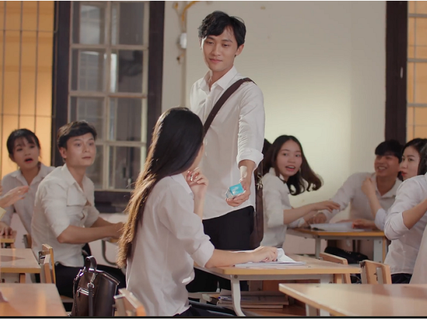 Quảng cáo khiến cộng đồng mạng "té ghế": Lý do bạn bỏ lỡ tình yêu là gì?