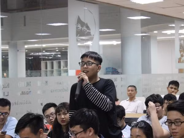Chơi game online, nên hay không? Chủ đề chưa bao giờ hết "nóng"