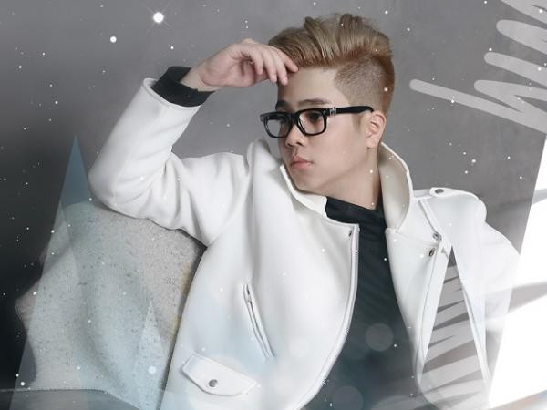 Bùi Anh Tuấn phát hành album mới, song ca cùng 8 nữ ca sỹ thân thiết