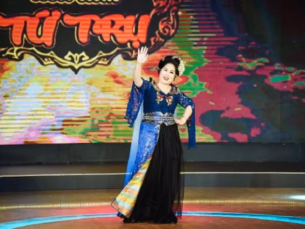 Minh Nhí bật mí lý do tăng cân mất kiểm soát của NSND thân Hồng Vân