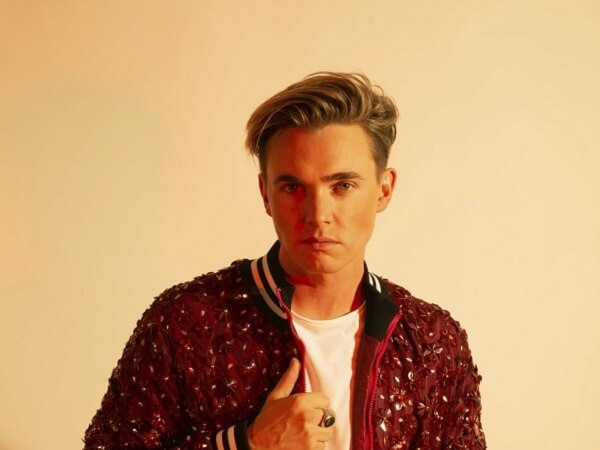 "Hoàng tử nhạc Pop" Jesse McCartney mang tour diễn "The Resolution" đến Việt Nam