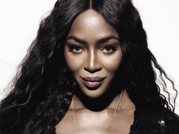 Chuyện gì đã khiến "mẹ đẻ" Naomi Campbell bỏ rơi "The Face" Mỹ suốt 4 năm qua?