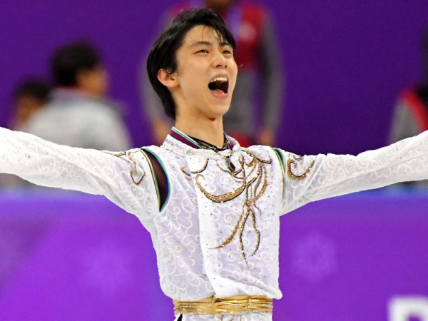 "Hoàng tử sân băng" đánh cắp trái tim hàng triệu cô gái