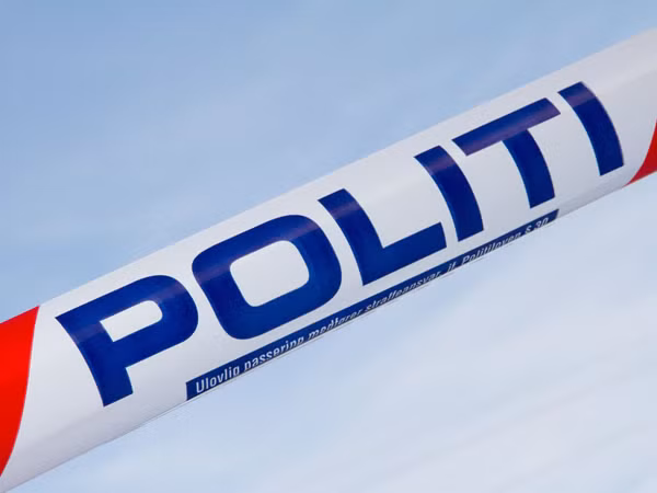 Nauy: Trộm cầu cứu cảnh sát vì bị nhốt trong xe trộm được