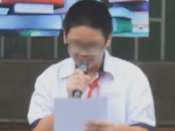 Tranh cãi về kỷ luật nam sinh xúc phạm nhóm nhạc BTS trên mạng