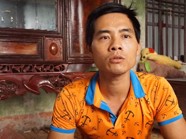 Vụ nữ sinh bị đánh hội đồng ở Hưng Yên: "Nhà trường lừa chúng tôi"