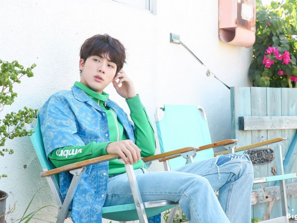 “Thánh lầy” Jin (BTS) tự chế ảnh xấu của mình rồi khoe cho cả thế giới