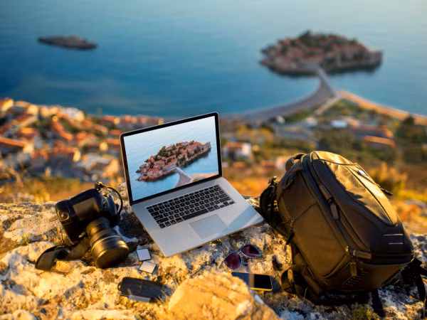 "Định vị" travel blogger - hội "hoa tiêu" cho những kẻ đam mê xê dịch