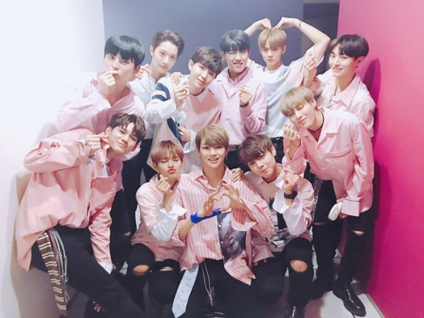 Sau tất cả những ồn ào và khó khăn, niềm vui đã trở lại với Wanna One