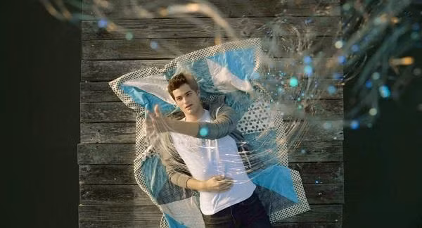 Max Steel: Đâu mới là siêu anh hùng thiếu niên đúng nghĩa? 