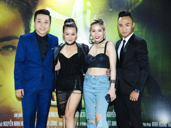 Hải Yến được bạn bè ủng hộ khi tái hiện các ca khúc Làn Sóng Xanh