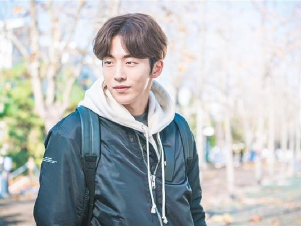 Không còn làm "kình ngư", Nam Joo Hyuk sẽ thăng cấp lên Thủy Thần