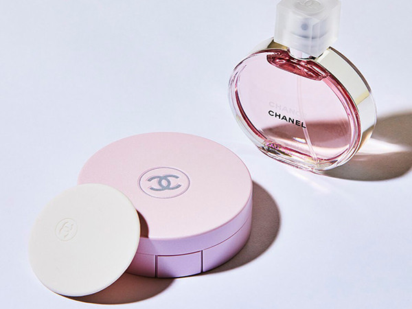 Đến nước hoa cũng có dạng cushion, Chanel thật biết "chơi lớn"!