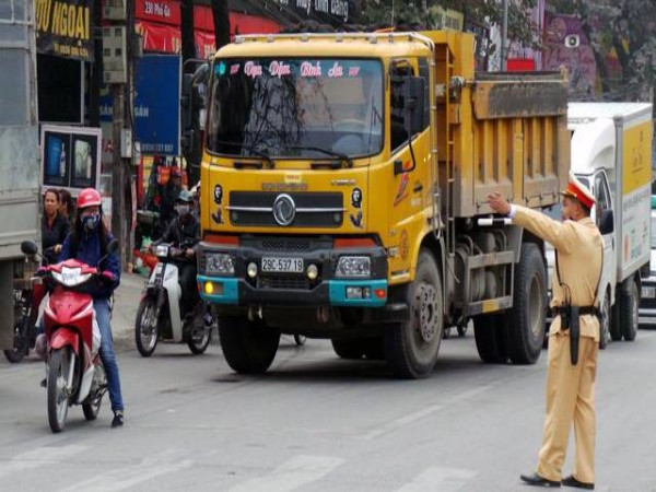 Di chuyển thế nào những ngày Hà Nội đón 2 nguyên thủ Tập Cận Bình và Donald Trump?